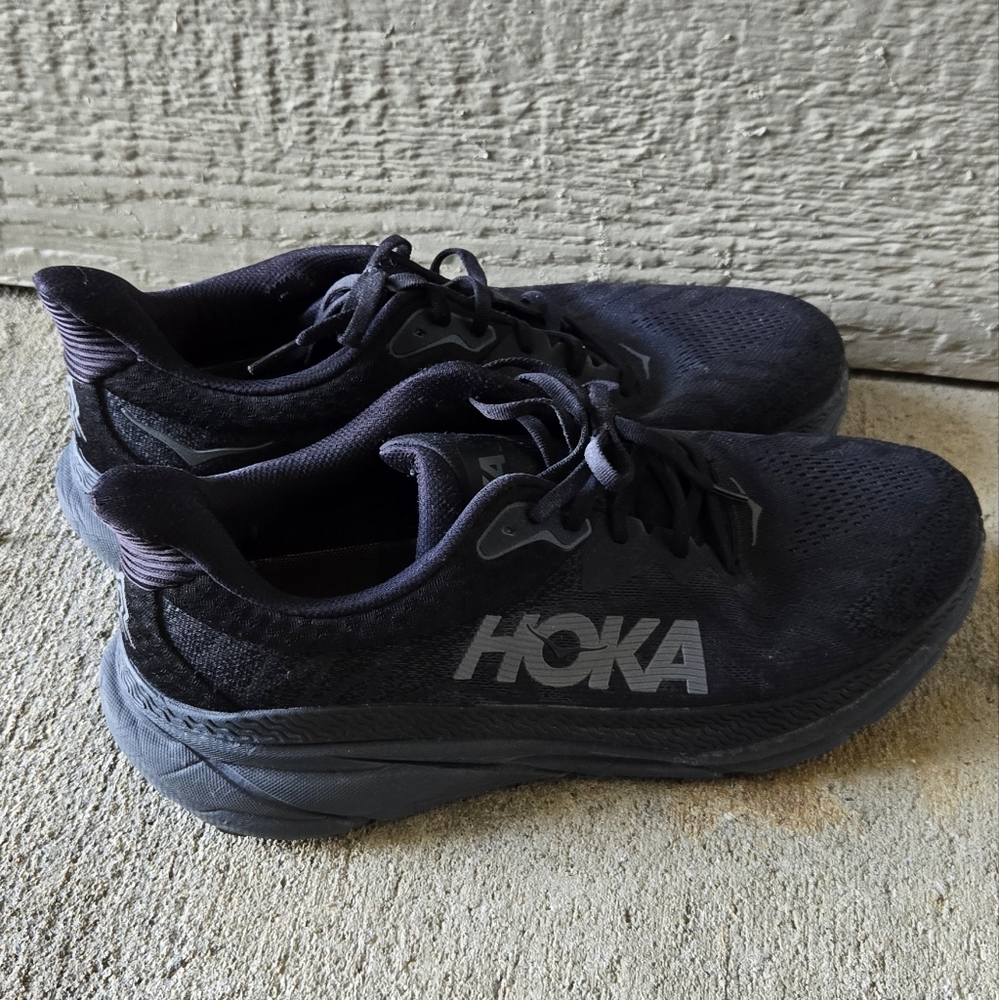 Men's Hokas Challenger ATR 7 Shoes Size 13 2E Wide Width